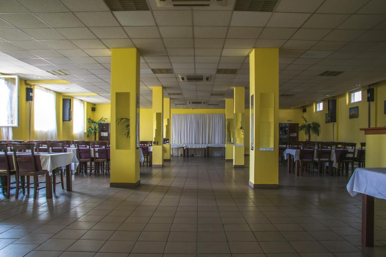Hotel Maier Hunedoara Dış mekan fotoğraf